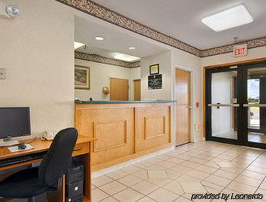 ซูเปอร์ 8 บาย วินด์แฮม ฮันติงตัน Hotel Huntington ภายใน รูปภาพ